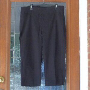 RUBY RD. BLACK PULL ON STRETCH CAPRI 18W